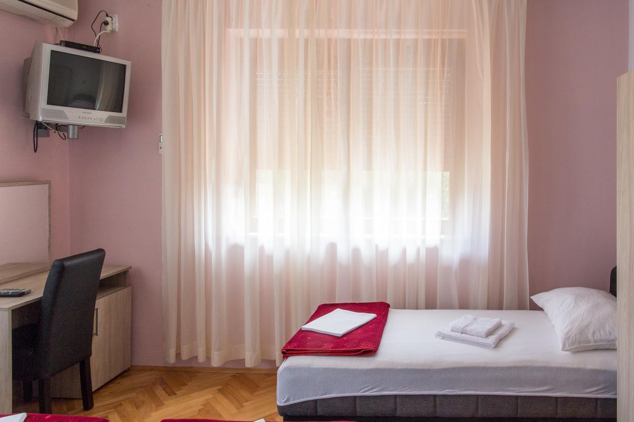 Guesthouse Blue Coast Budva Exteriör bild