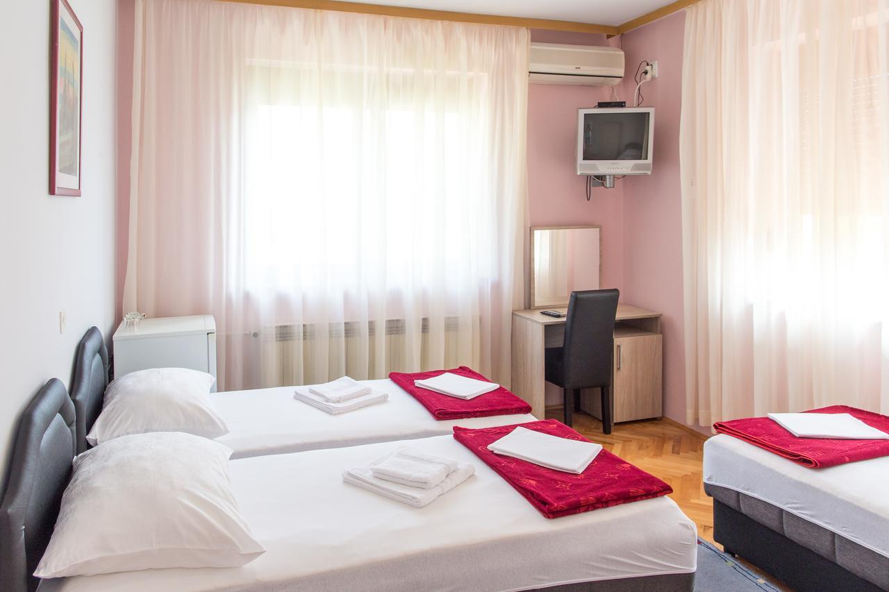 Guesthouse Blue Coast Budva Exteriör bild